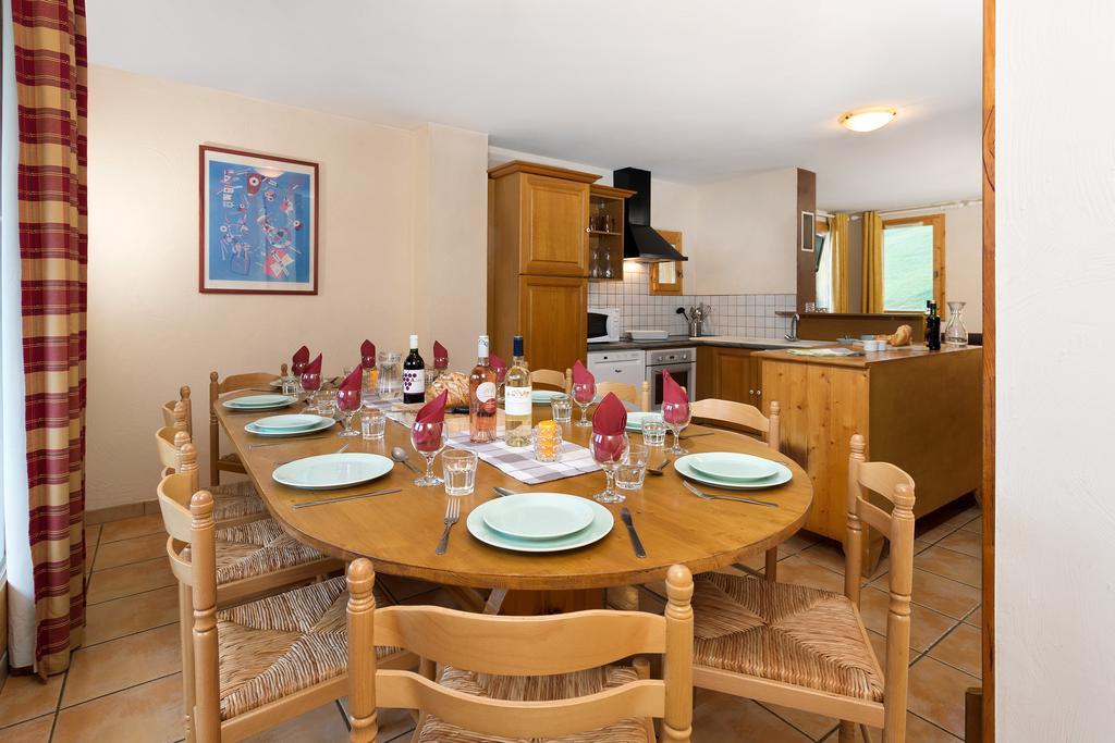 Madame Vacances Les Chalets Du Praz La Plagne Phòng bức ảnh